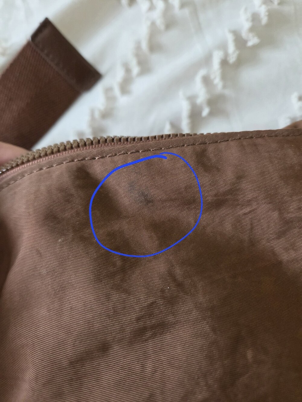 BEIS Brown Crossbody Sling Bag - Picture 6 of 12